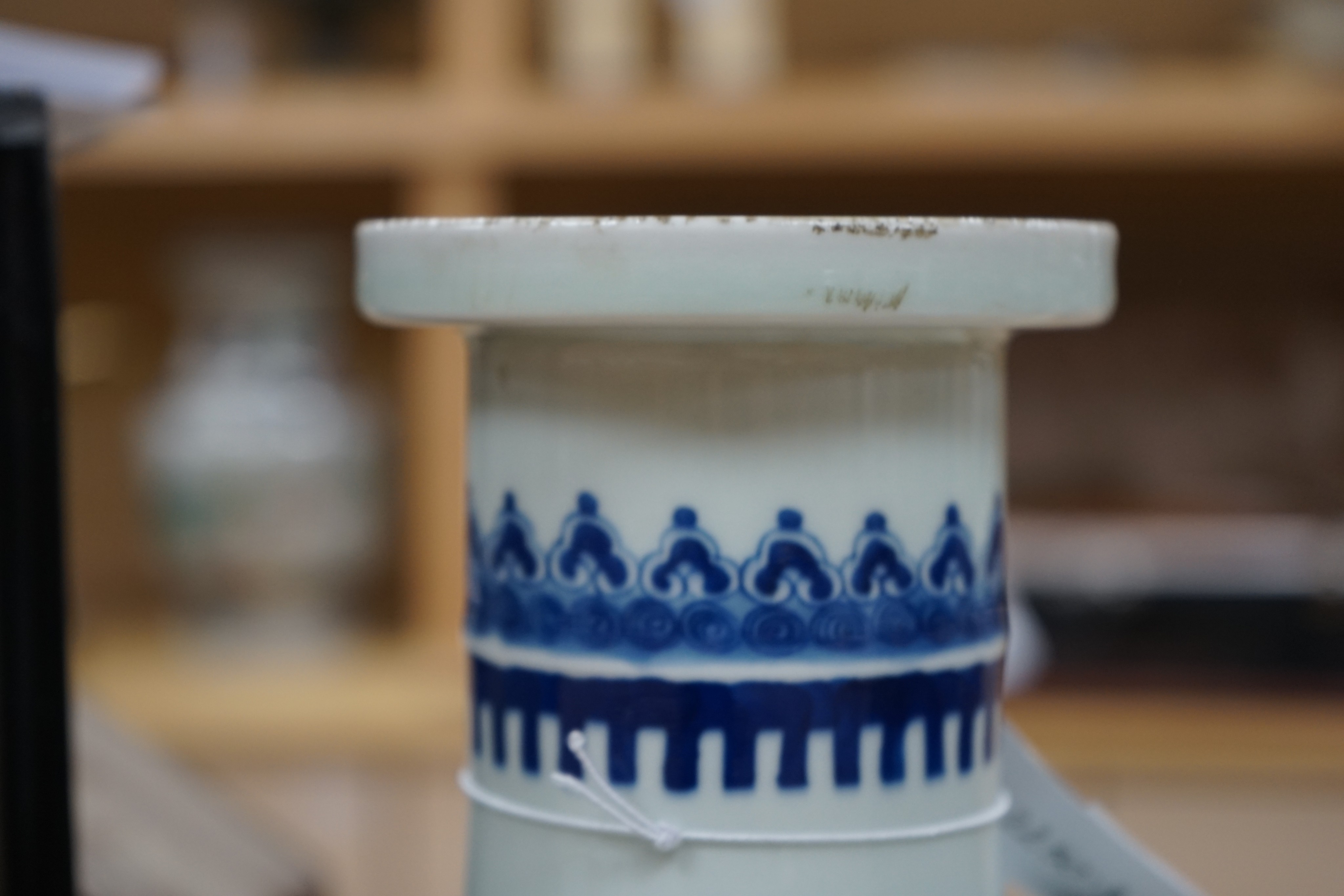 A Chinese blue and white rouleau vase and two jars, 19th century and later, 38cm
